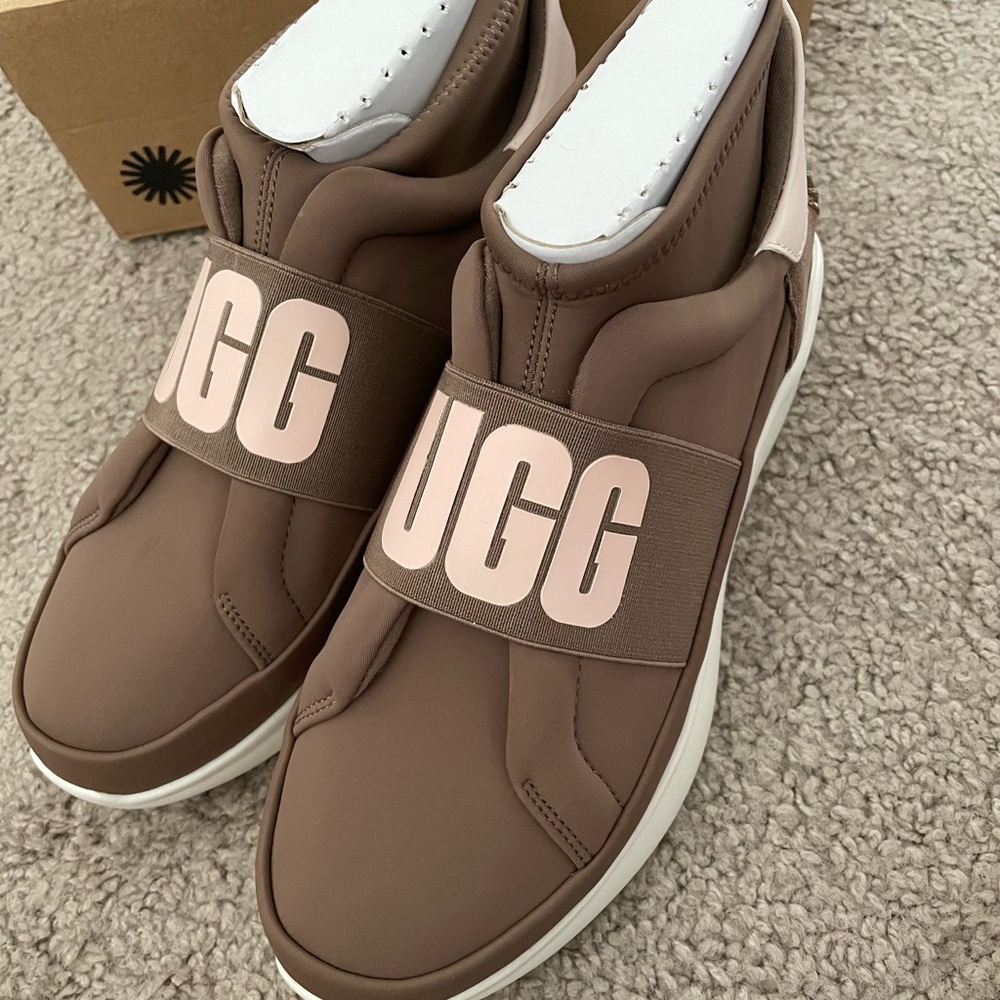 Brand new UGG NEUTRA SNEAKER W 8